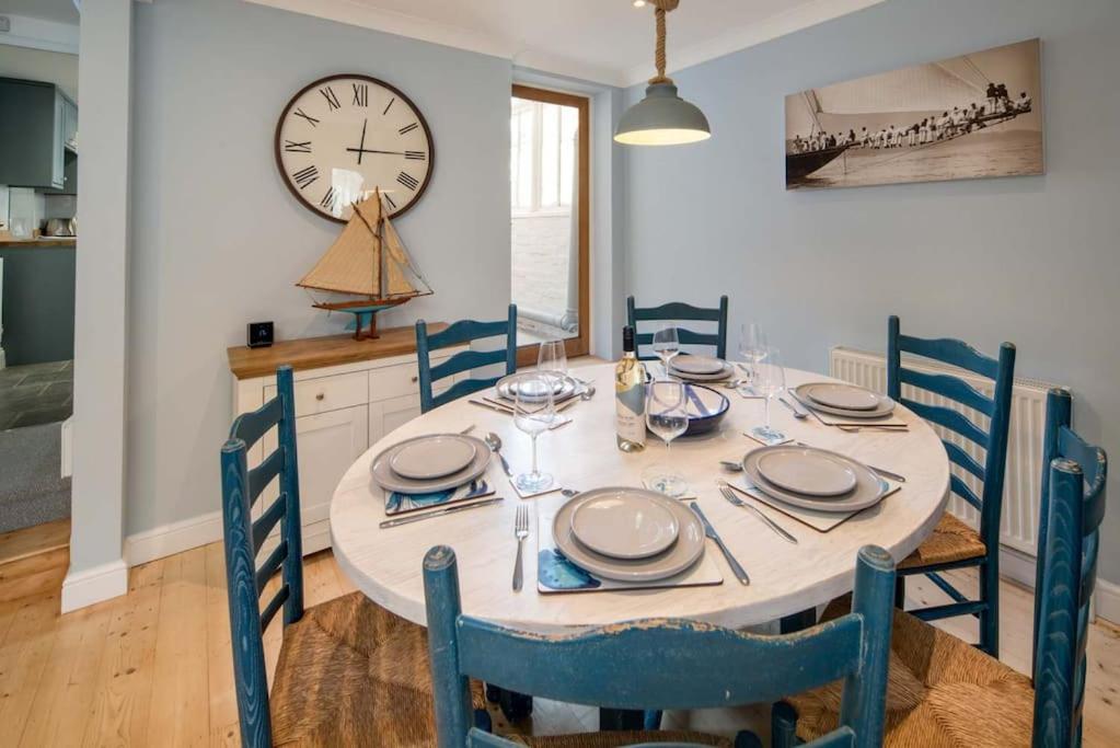 Riggers Rest, Stunning 3 Bed Home With Parking Cowes  Kültér fotó